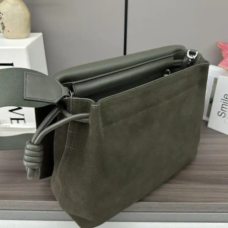 Fashion Reps Bags 2410YA0152 Loewe 0611